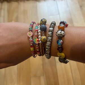 Bracelet bundle 🌸😊💕❤️